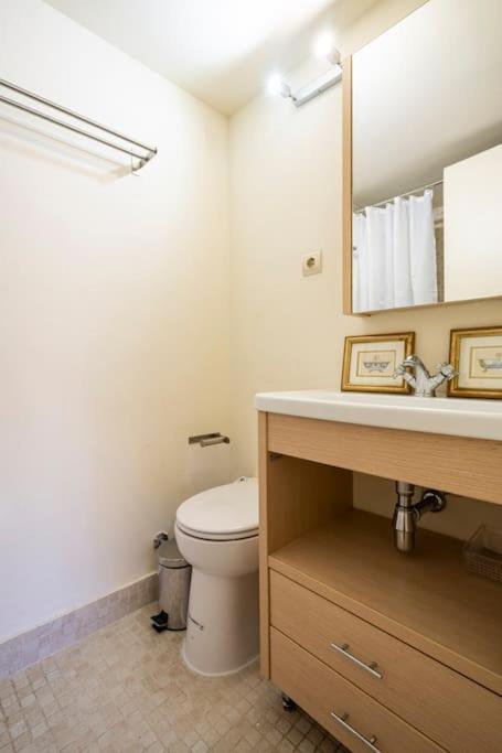 Apartamento Calm And Bright Apartment, Center La Latina D.alb *