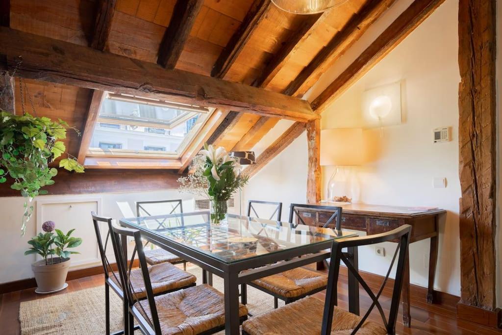 Apartamento Calm And Bright Apartment, Center La Latina D.alb