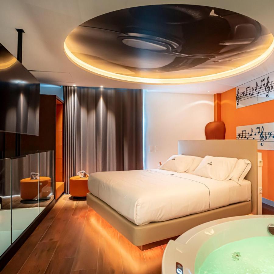 Hotel do amor Avenue - Lovely 2*