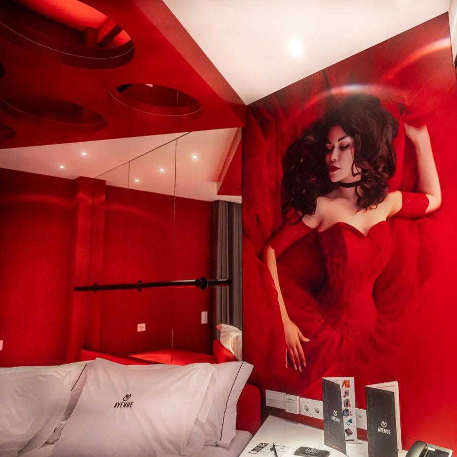 Avenue - Lovely Hotel do amor 2*
