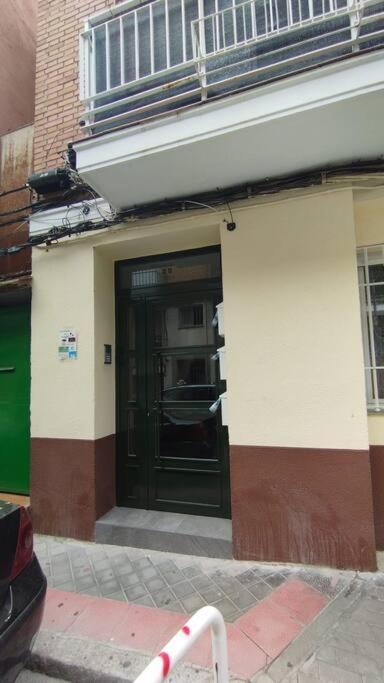 Cozy 2 Bedroom With Patio Madrid