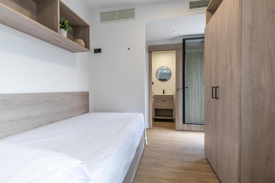 Micampus Sinesio Delgado Student Appartement *