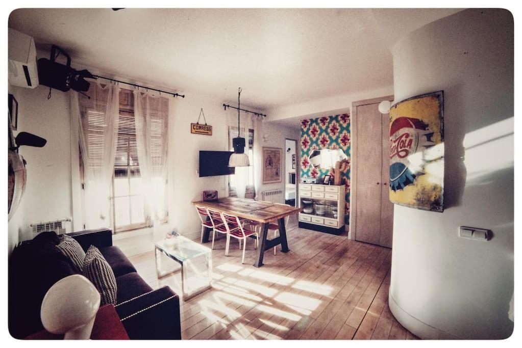 Cozy And Bright In Historic Town Center * Madrid