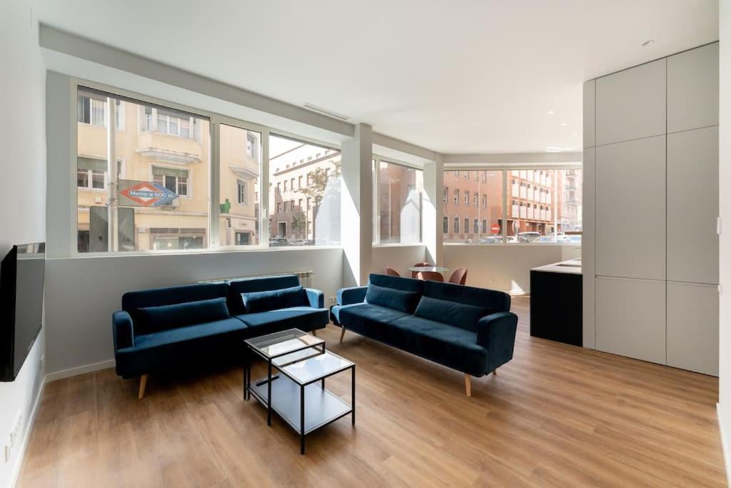 Sunniest In Apartment Madrid