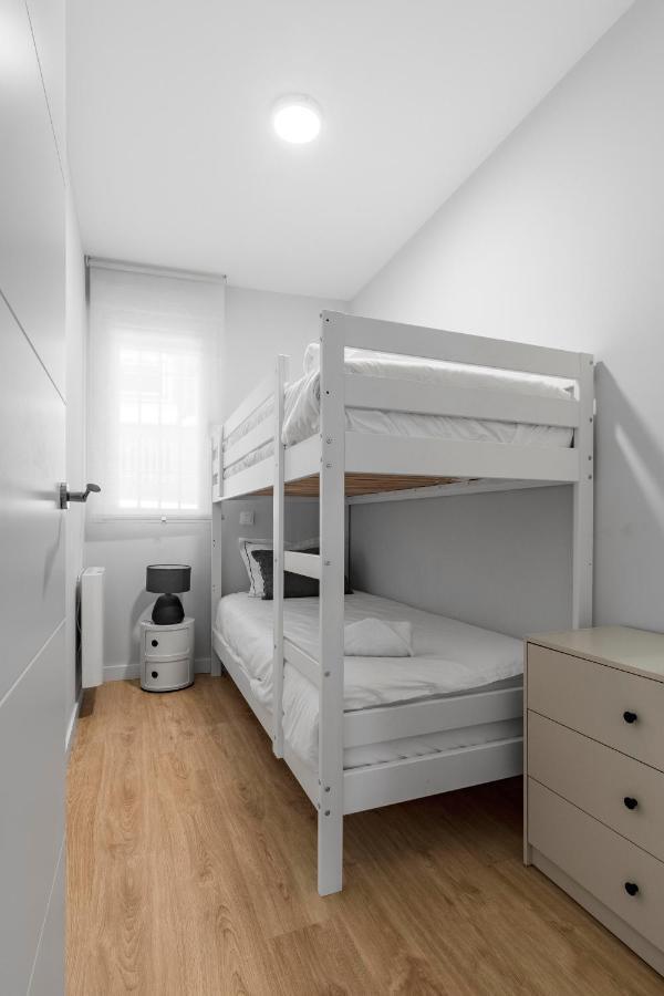 Cozy 2 Bedroom With Patio Appartamento