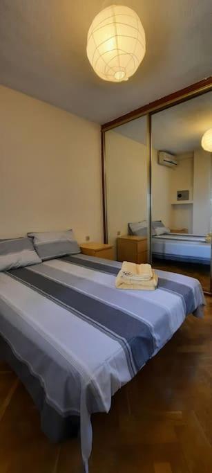Apartamento Piso Amplio, Iluminado Y Muy Bien Comunicado *
