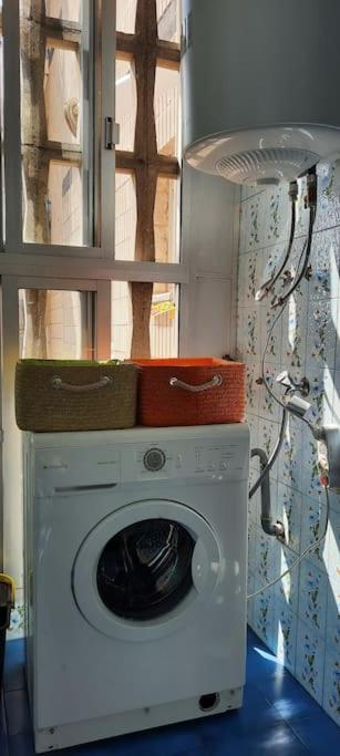 Apartamento Piso Amplio, Iluminado Y Muy Bien Comunicado