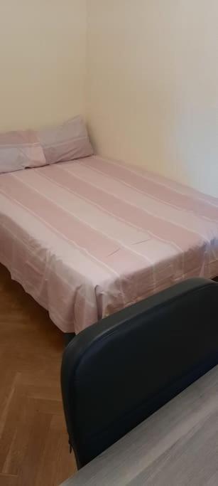 Piso Amplio, Iluminado Y Muy Bien Comunicado *