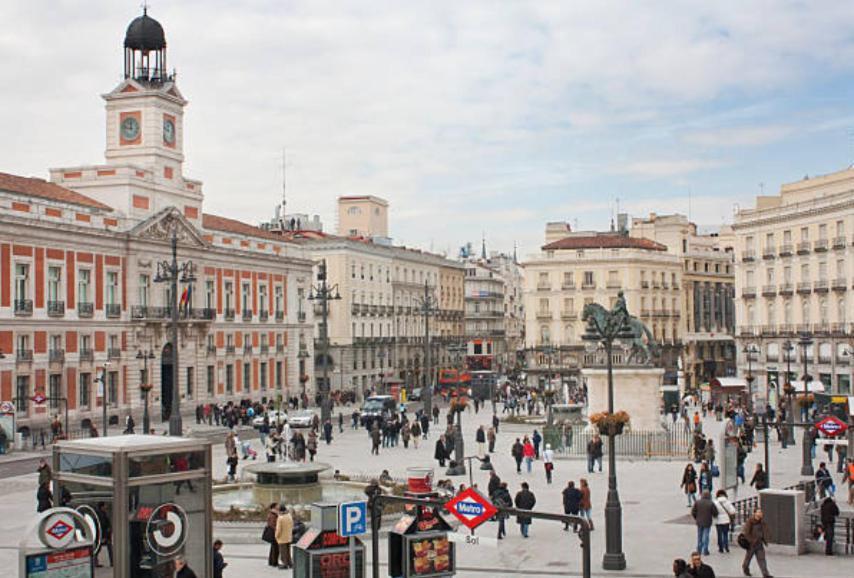 Bonito Junto A La Plaza Mayor Appartamento *