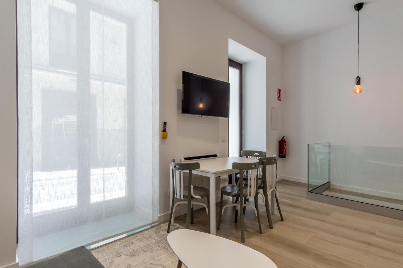 Modern And Bright- 2 Bd 2 Bth - Center * Madrid