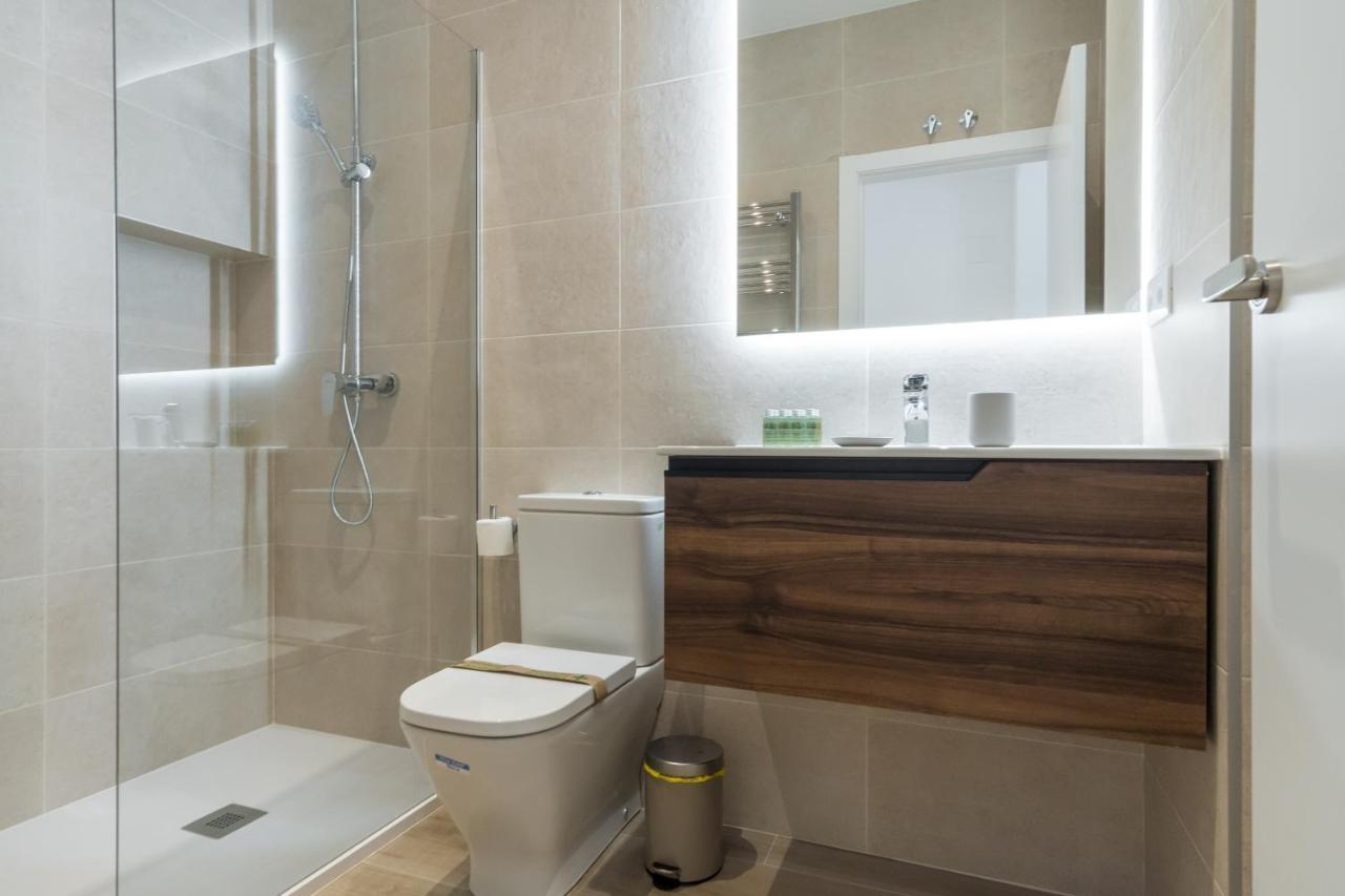 Modern And Bright- 2 Bd 2 Bth - Center Madrid
