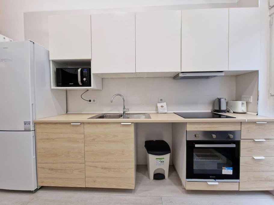 Apartamento Seco Calle, Precisos Loft Super Equipado Cerca De Metro Pacifico Madrid