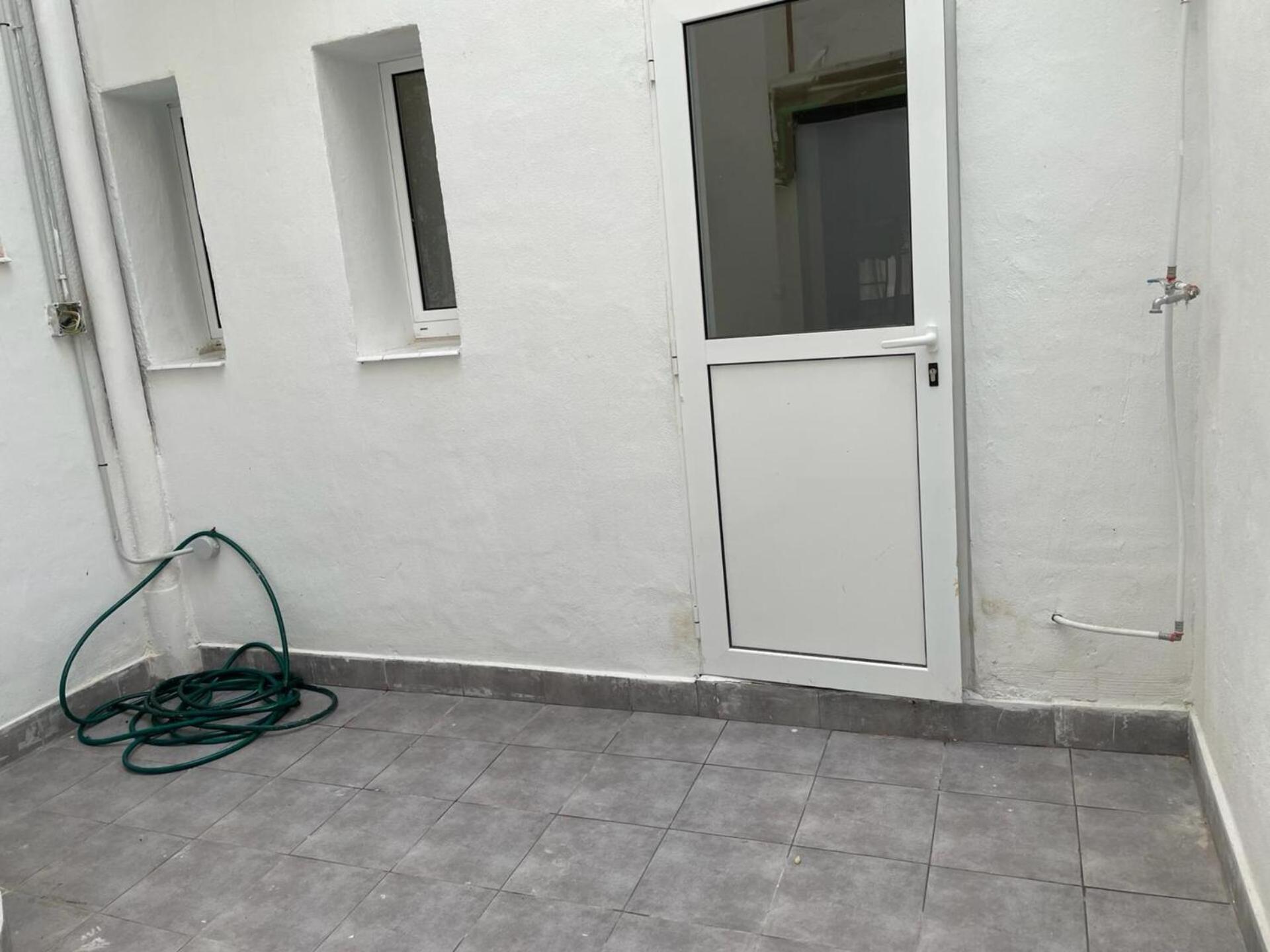 U1 Ap Nuevo, Bien Comunicado Centro Apartamento *