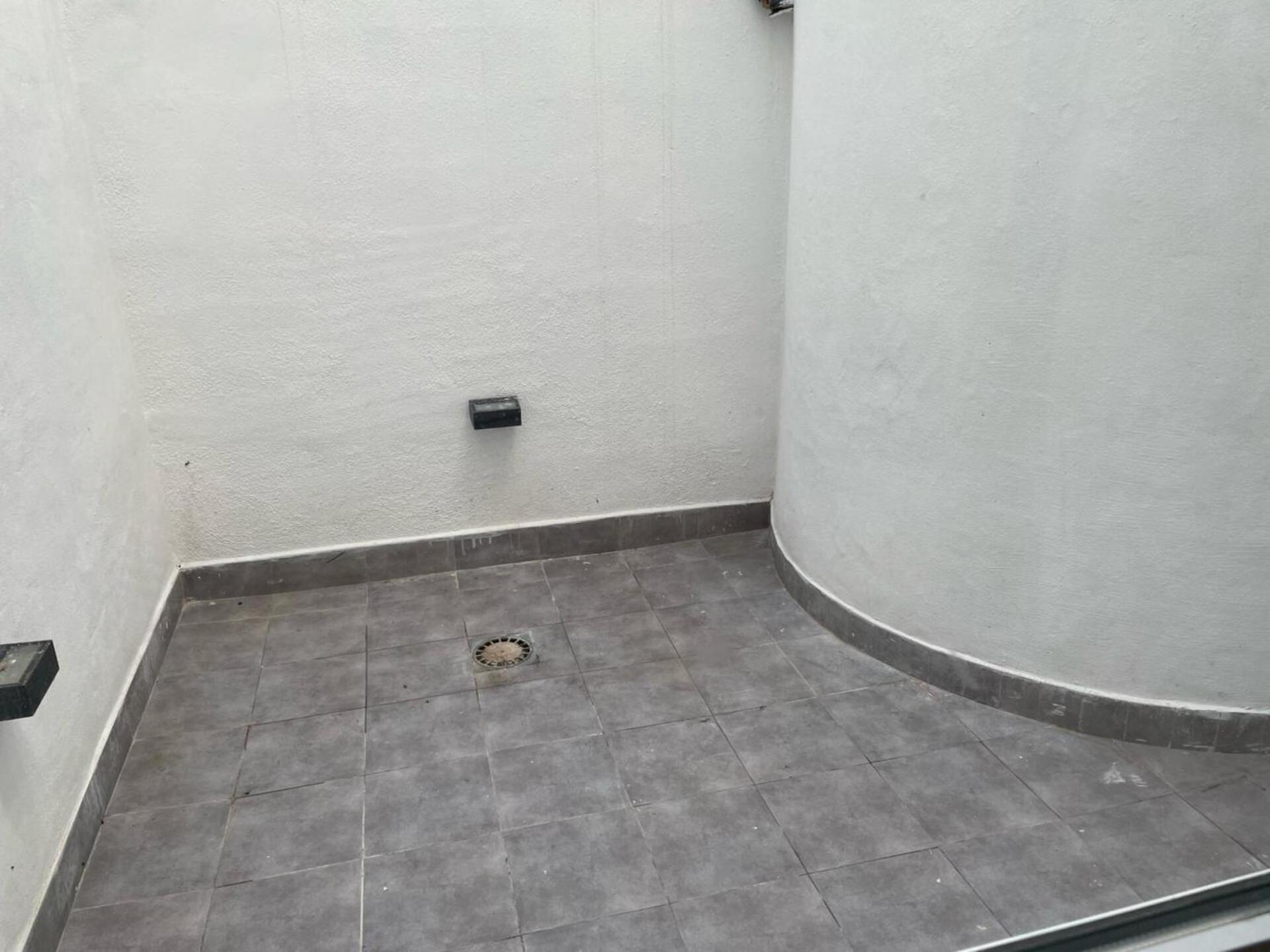 Apartamento U1 Ap Nuevo, Bien Comunicado Centro