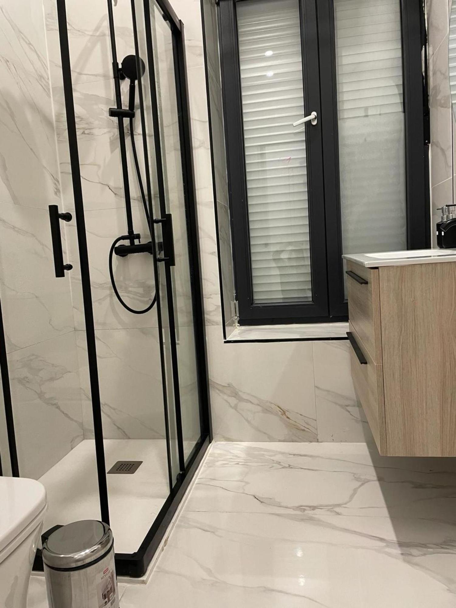 U1 Ap Nuevo, Bien Comunicado Centro Apartamento *