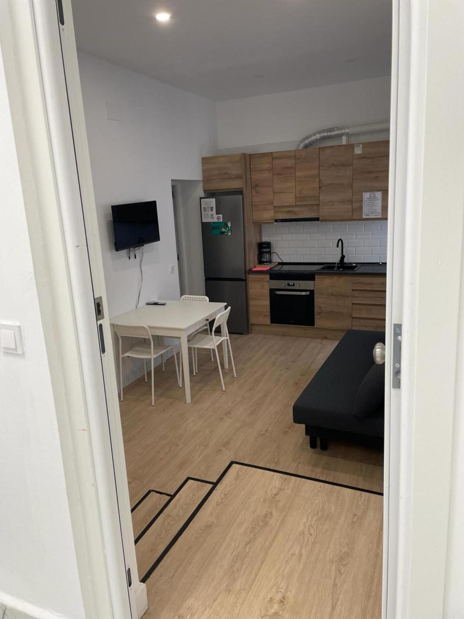 U1 Ap Nuevo, Bien Comunicado Centro Apartamento