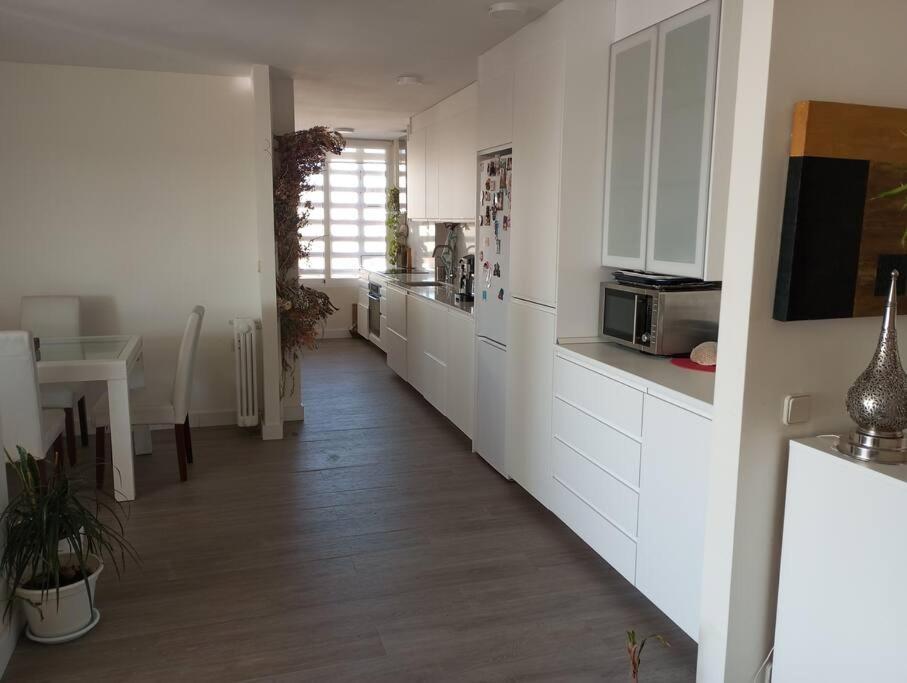 Apartamento Luxury Renovated With Terrace In Madrid