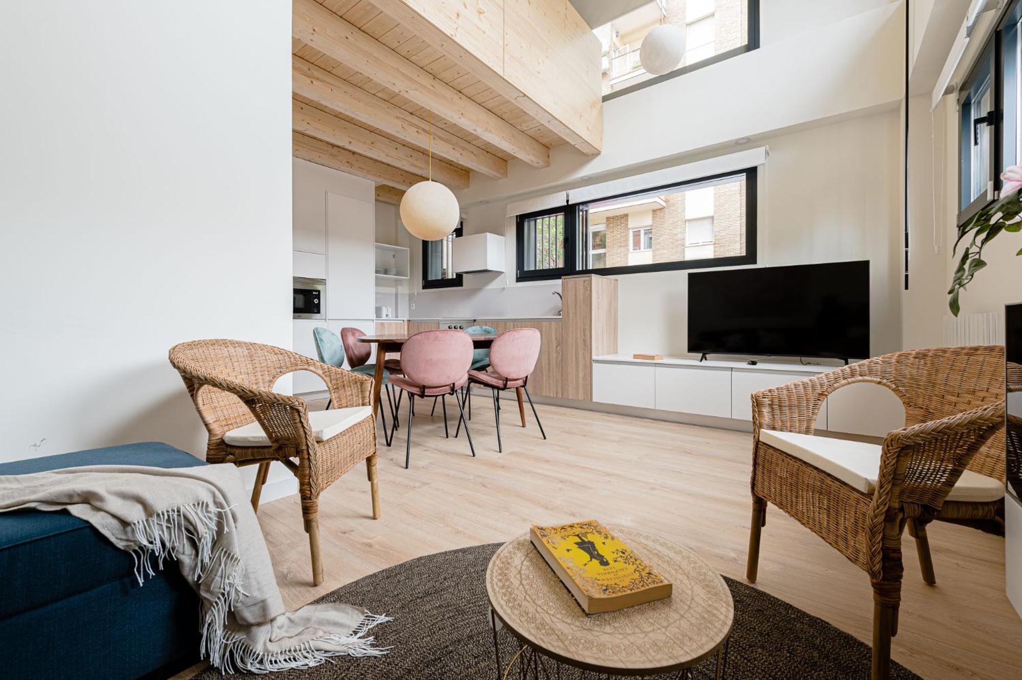Exclusivo Duplex En Salamanca Apartamento