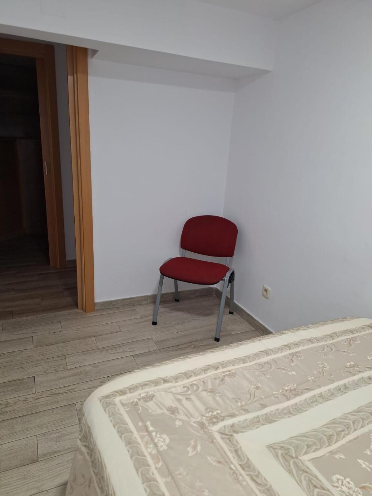 Apartamento Apartamento Cercano A Ifema, Aeropuerto, Clinica Universitaria Navarra Y Civitas Metropolitano *