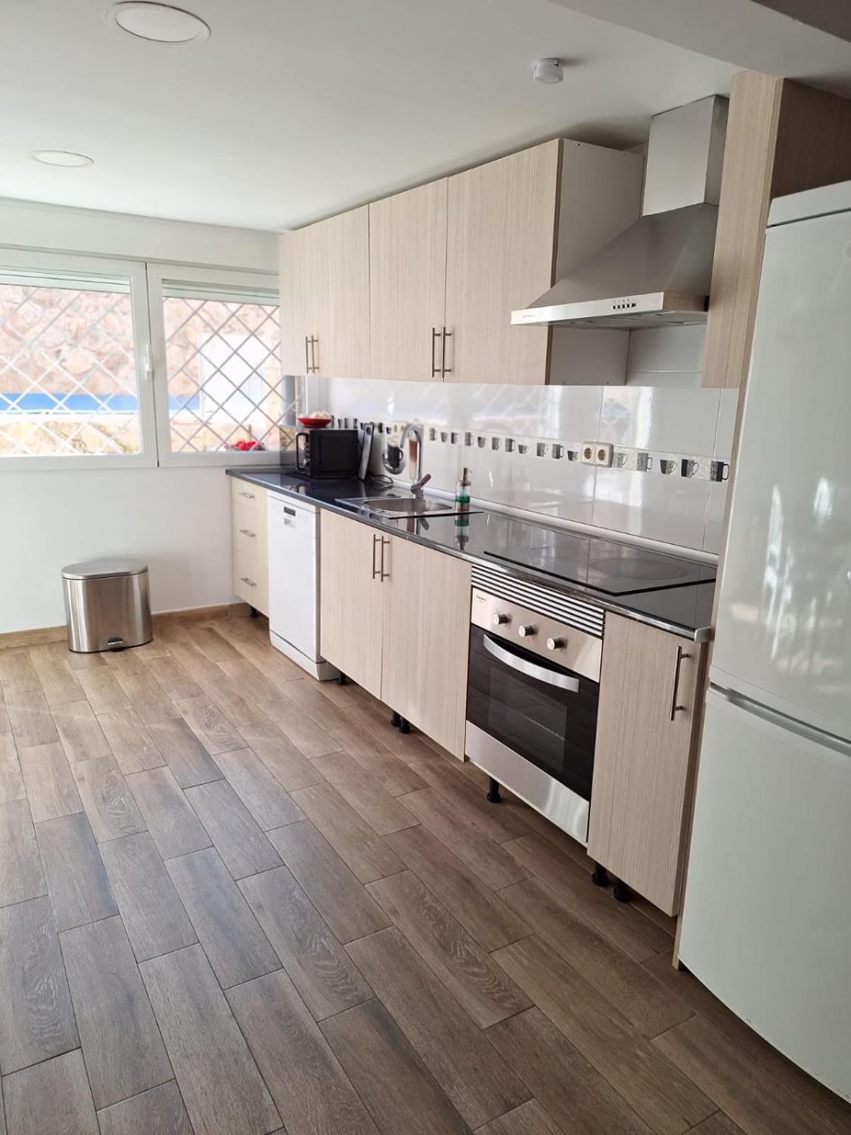 Apartamento Cercano A Ifema, Aeropuerto, Clinica Universitaria Navarra Y Civitas Metropolitano * Madri