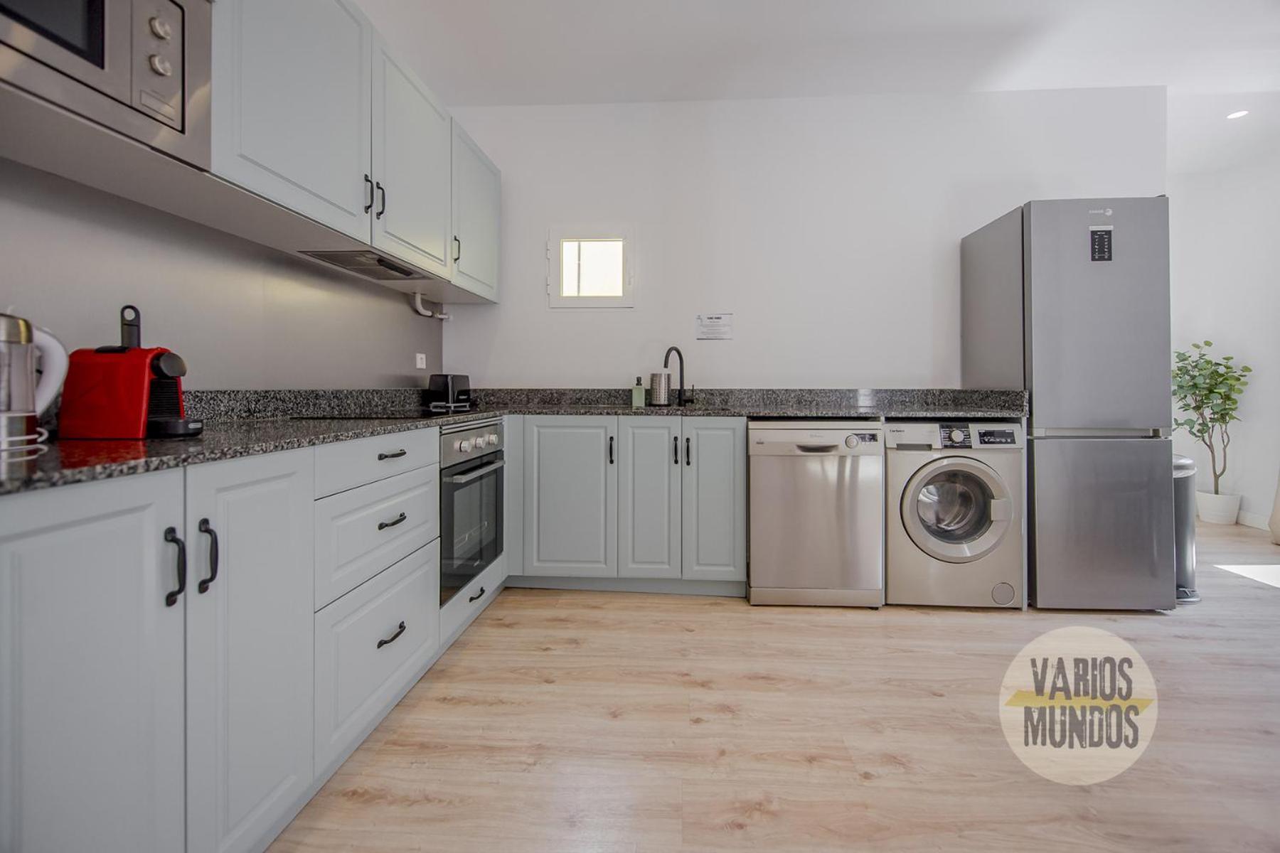 Atico X9 Pax Con Gran Terraza En El La Latina Apartment