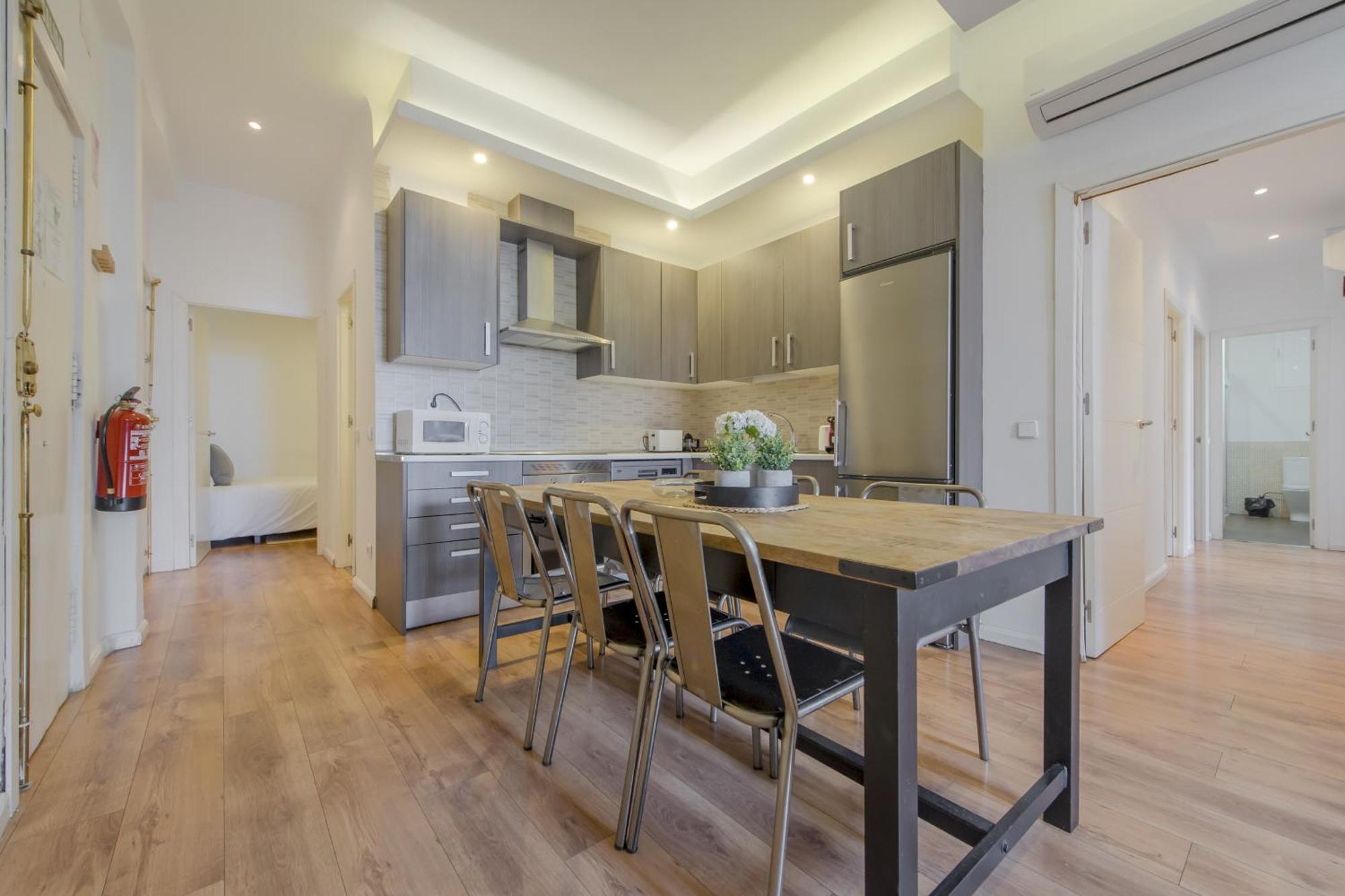Luxury De 5hab En El Centro De Apartamento Madrid