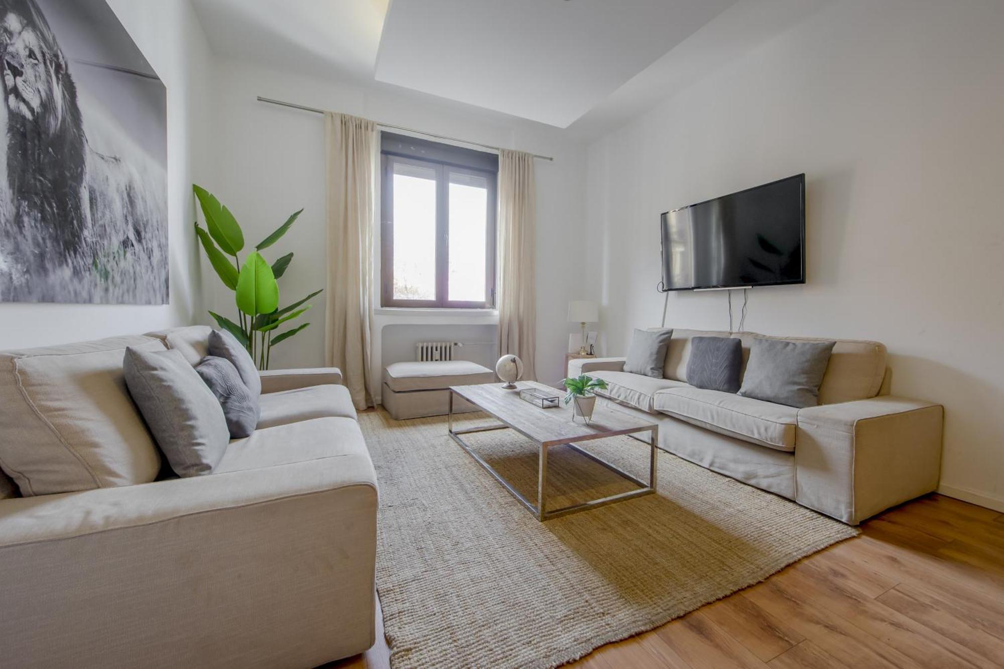 Luxury De 5hab En El Centro De Apartamento Madrid
