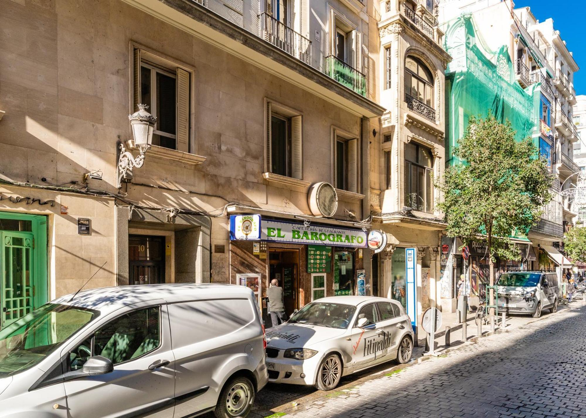Spacious Central-3bedrooms 3bathrooms-sol