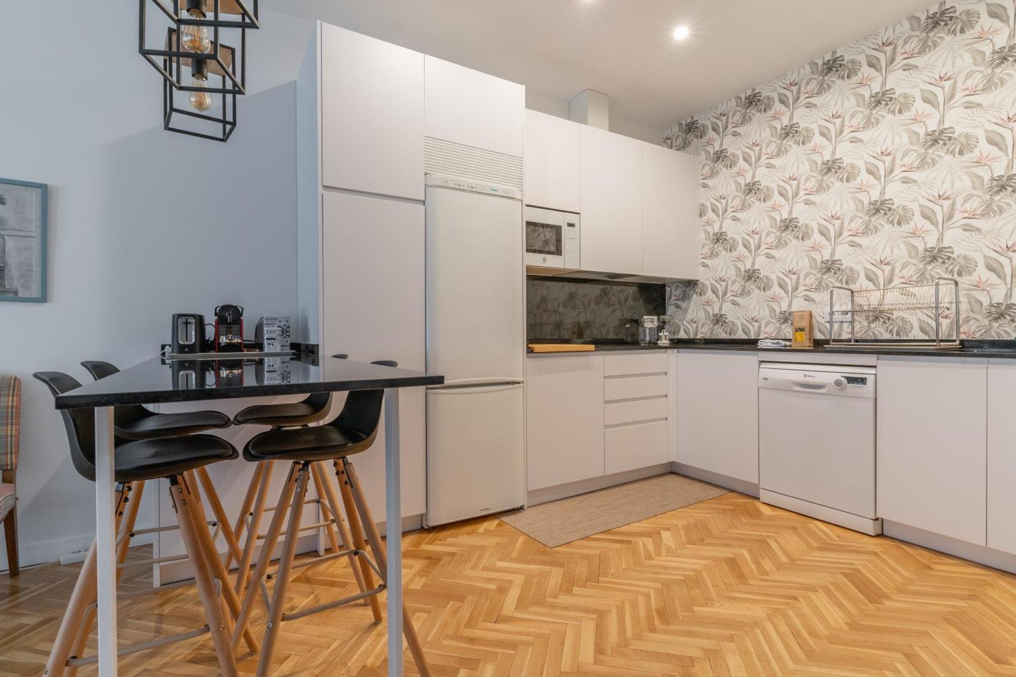 Apartamento Spacious Central-3bedrooms 3bathrooms-sol Madrid