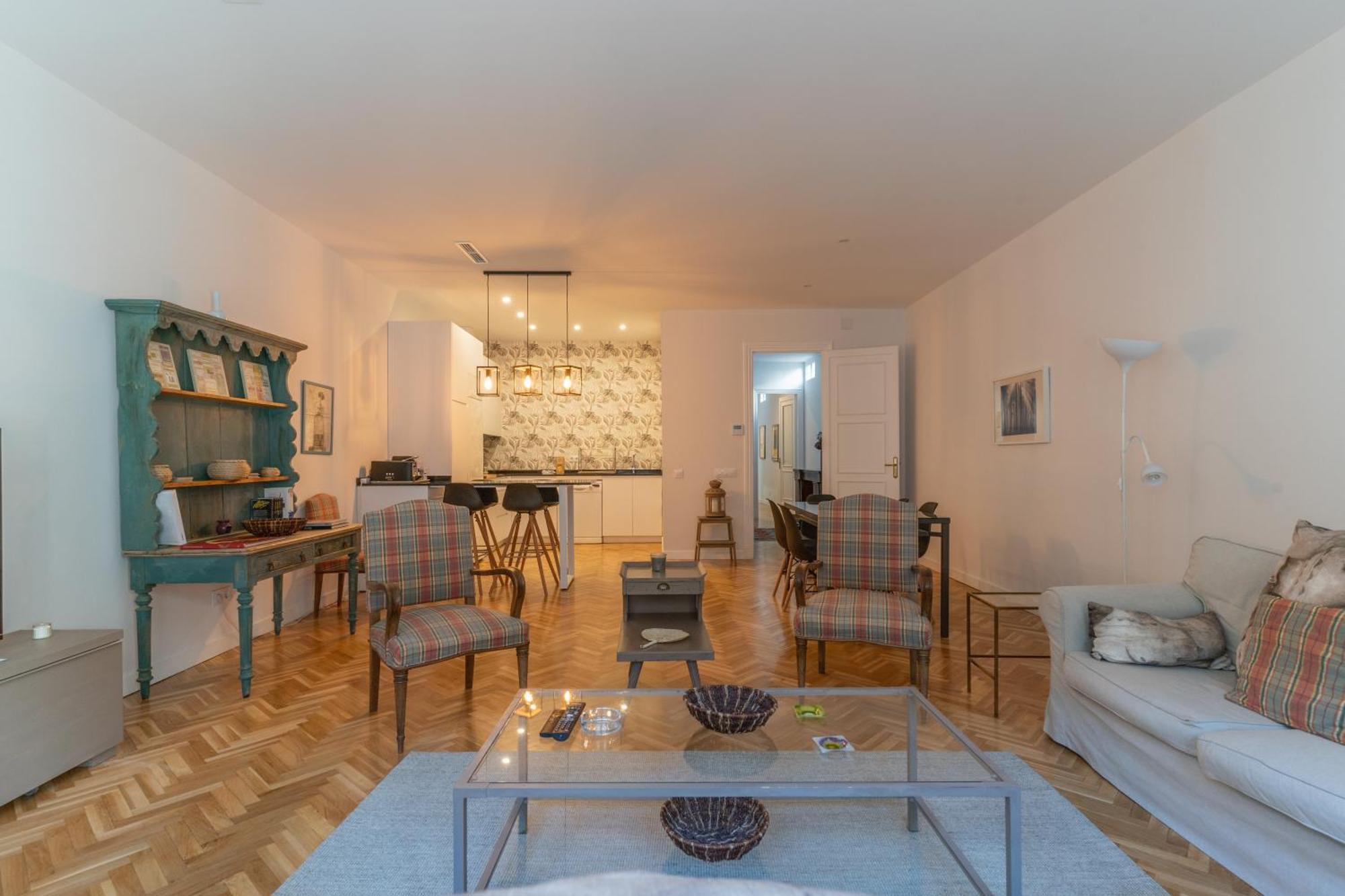 Apartamento Spacious Central-3bedrooms 3bathrooms-sol