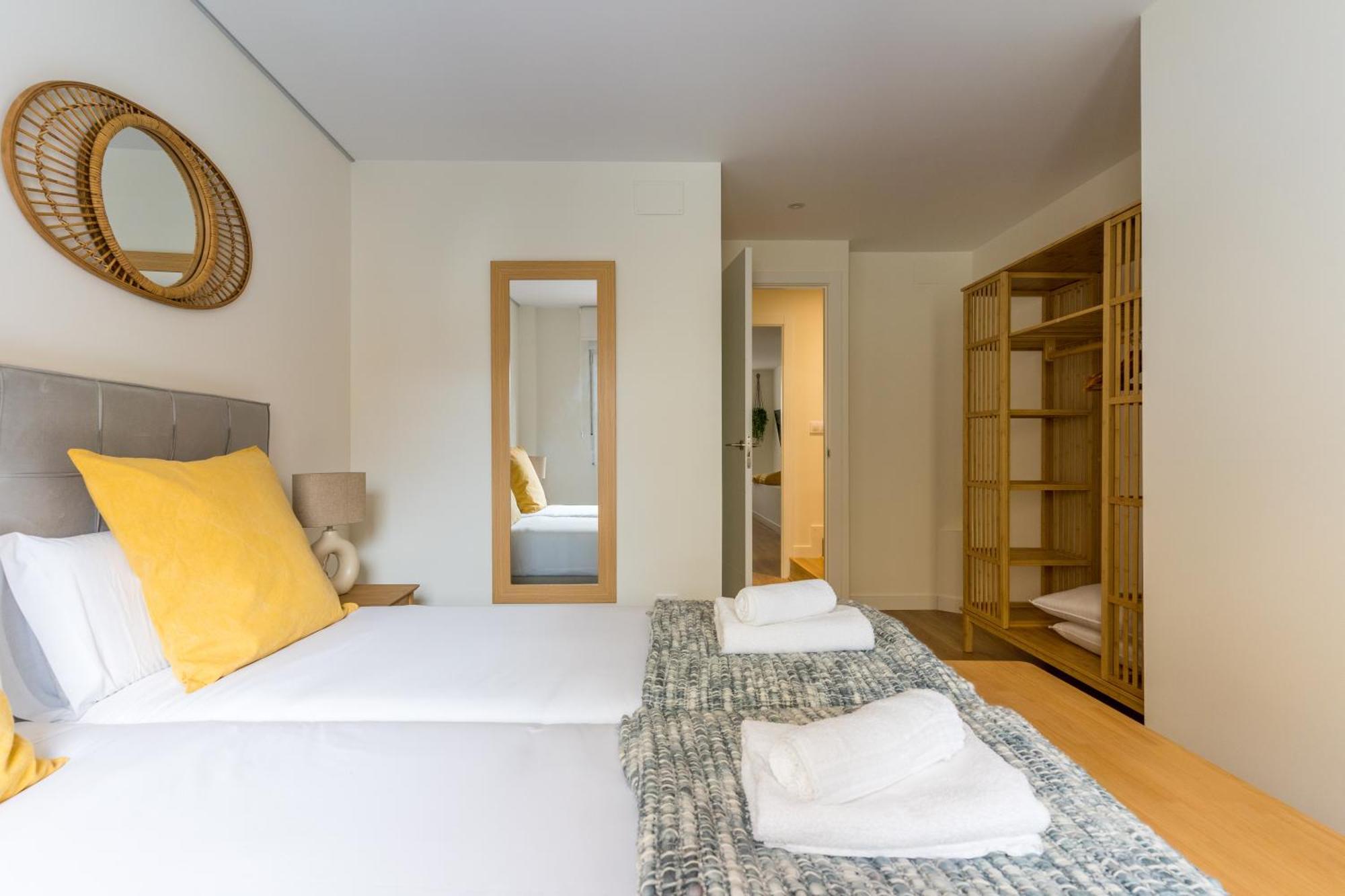 Modern And Wide- 3bd 2,5 Bth- Plaza Castilla Apartamento