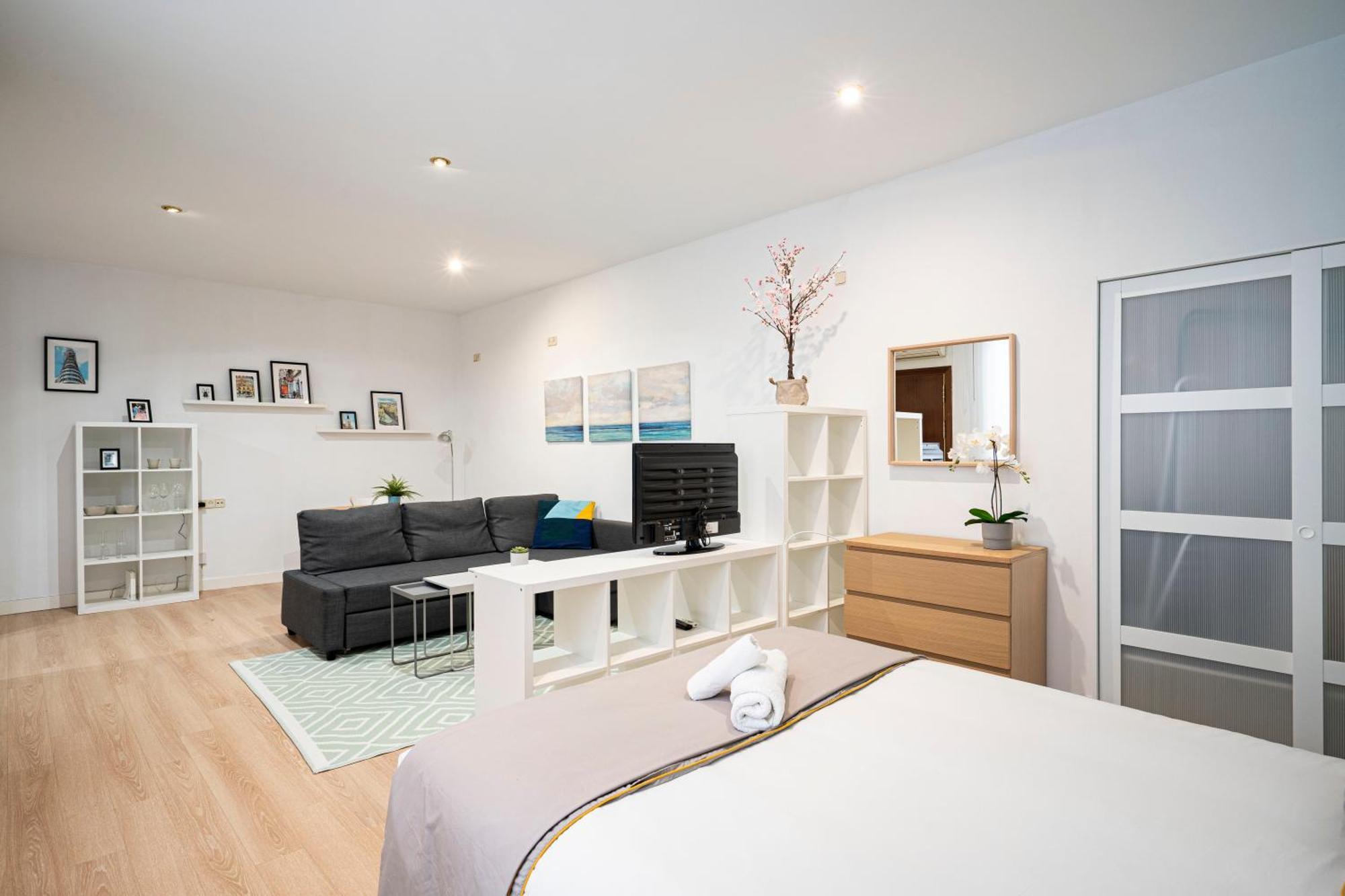 Homelike Letras Apartamento Madri