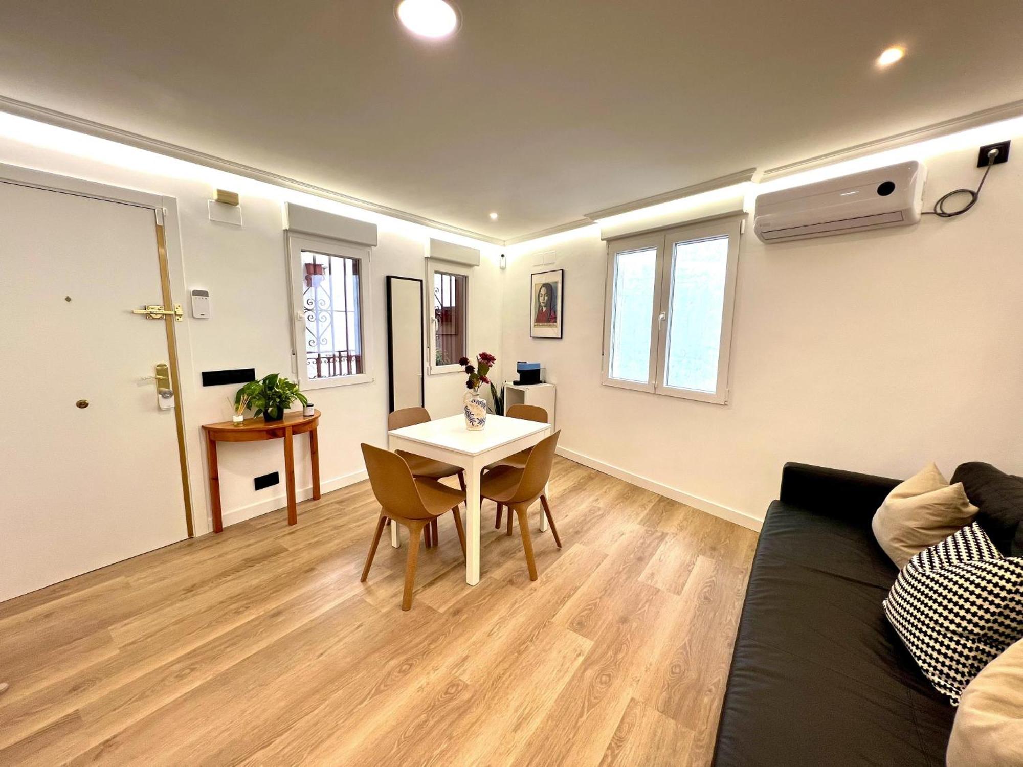 In The Heart Of Madrid-piso En Malasana * Madrid