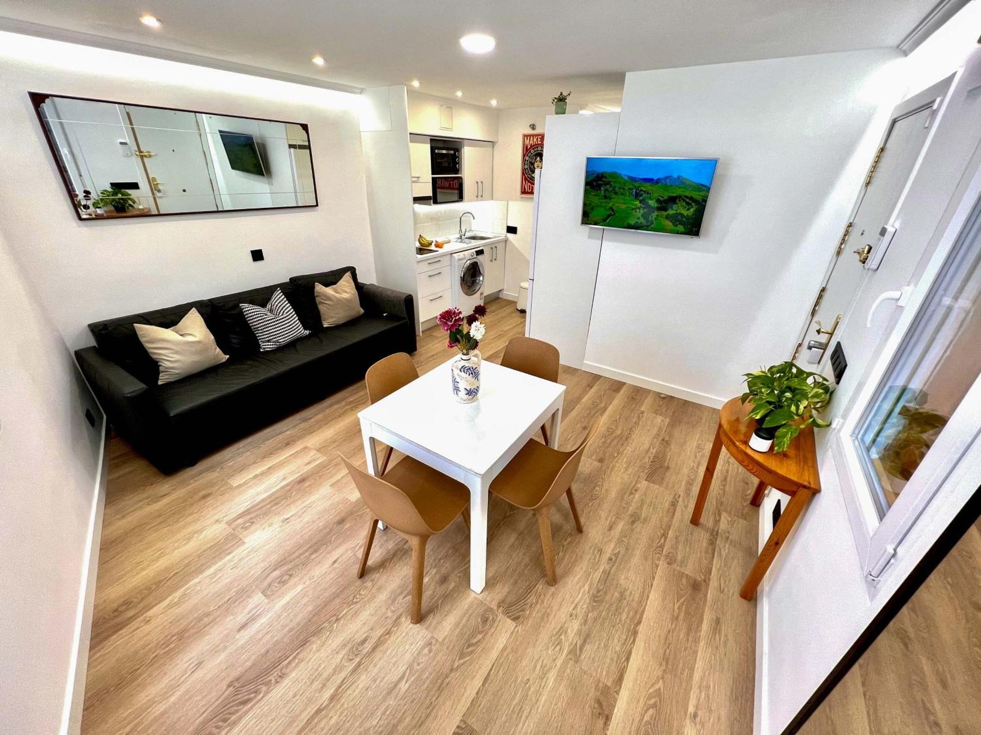 In The Heart Of Madrid-piso En Malasana Apartment *