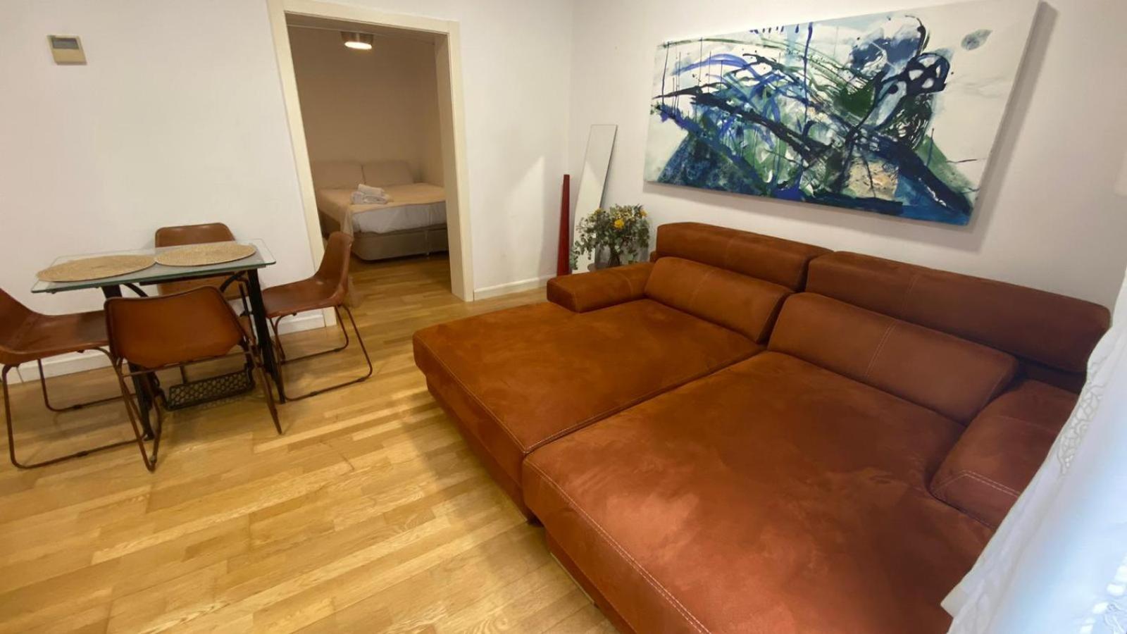 Apartamento Comfortable Flat In Paseo Del Prado Atocha-almd8 *