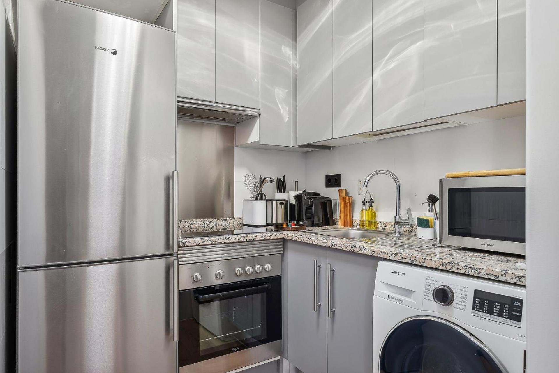 Apartamento Limehome Calle De Santa Ana - Temporal Madri