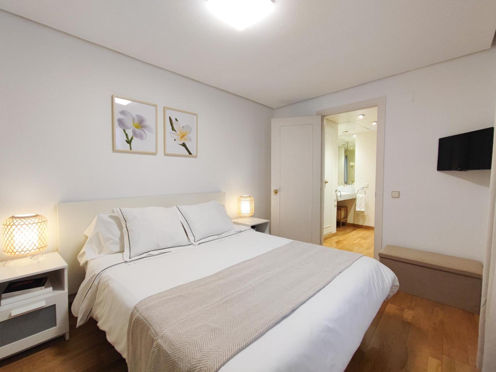 Dflat Escultor Apartment *