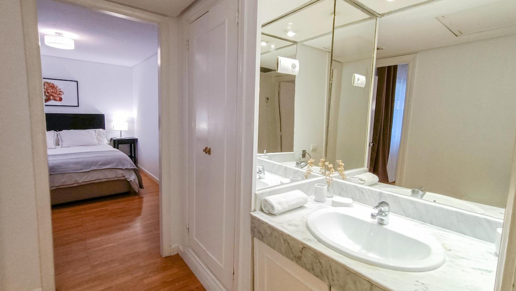 Dflat Escultor Apartment