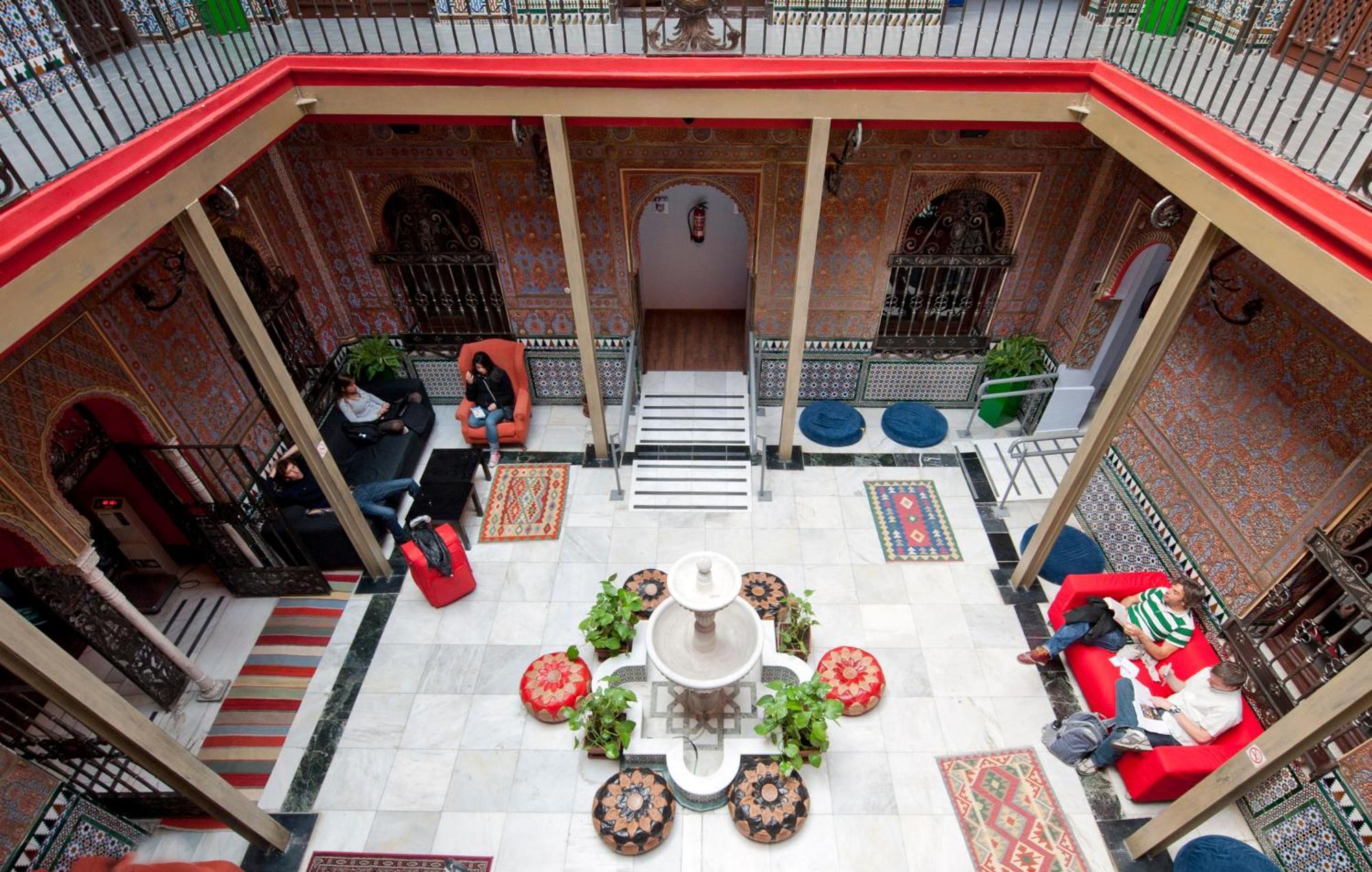 Hostal Cats Sol Madrid