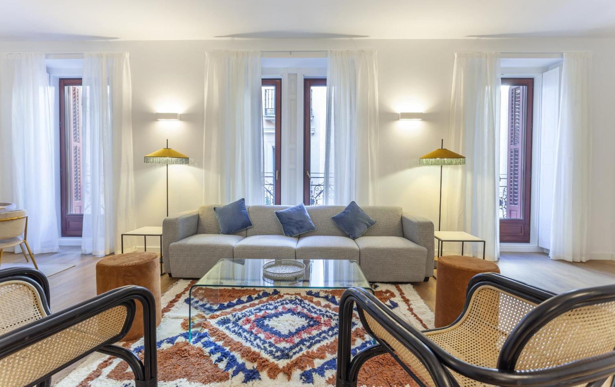 Cibeles Luxe In Appartement *