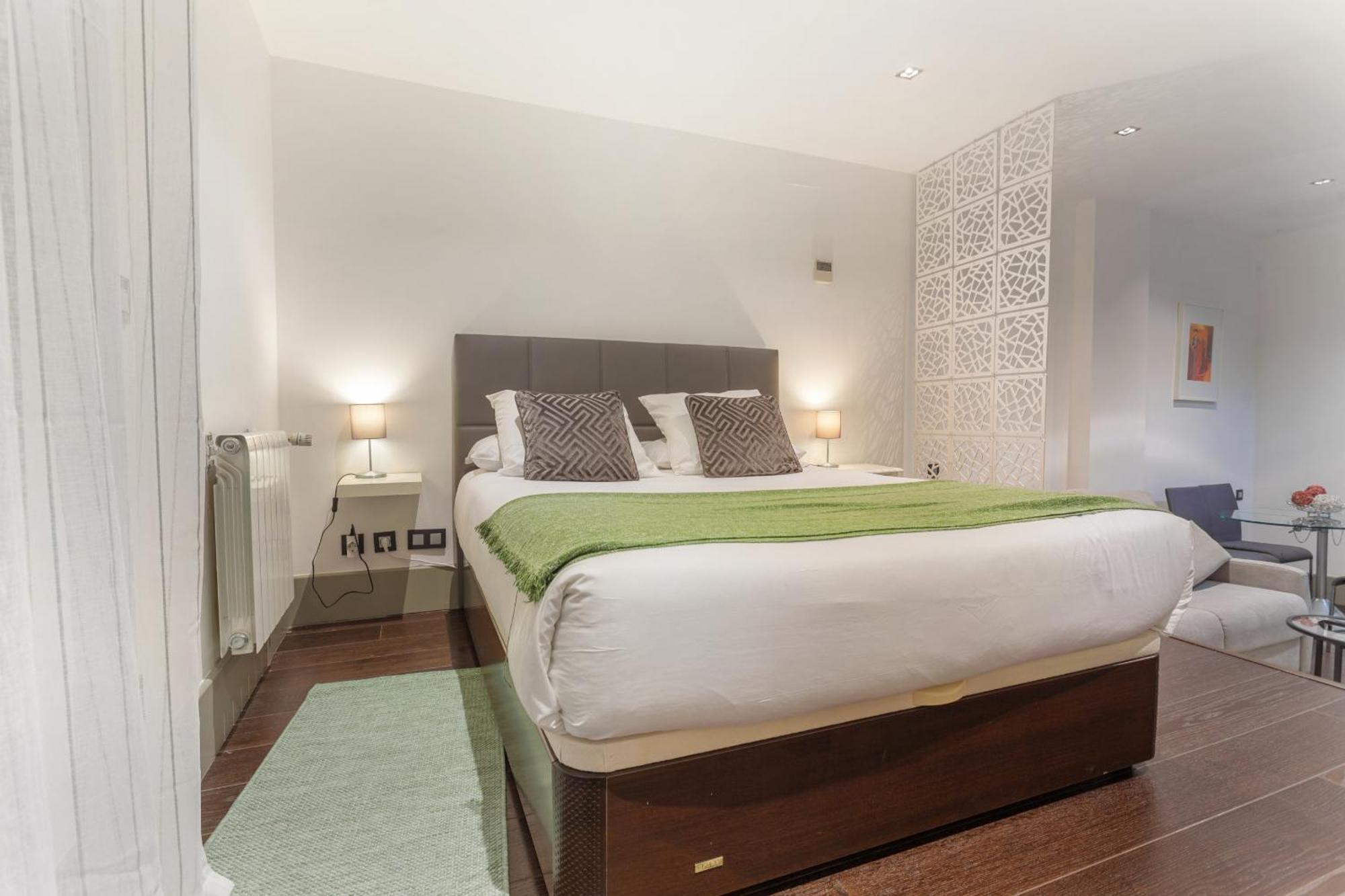 Cibeles En Apartment Madrid