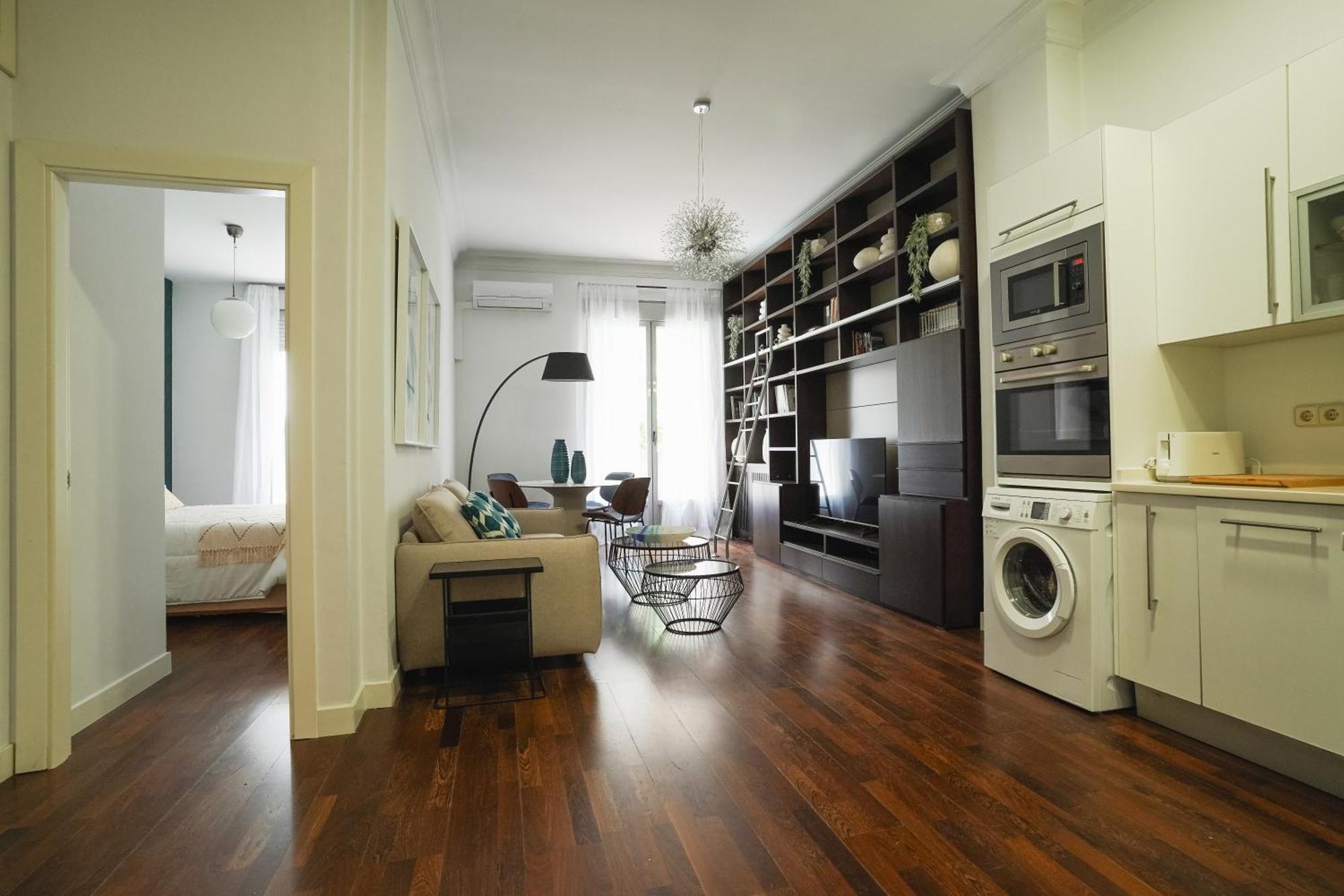 Bright And Cozy-1bedroom 1bathroom-malasana Appartement *