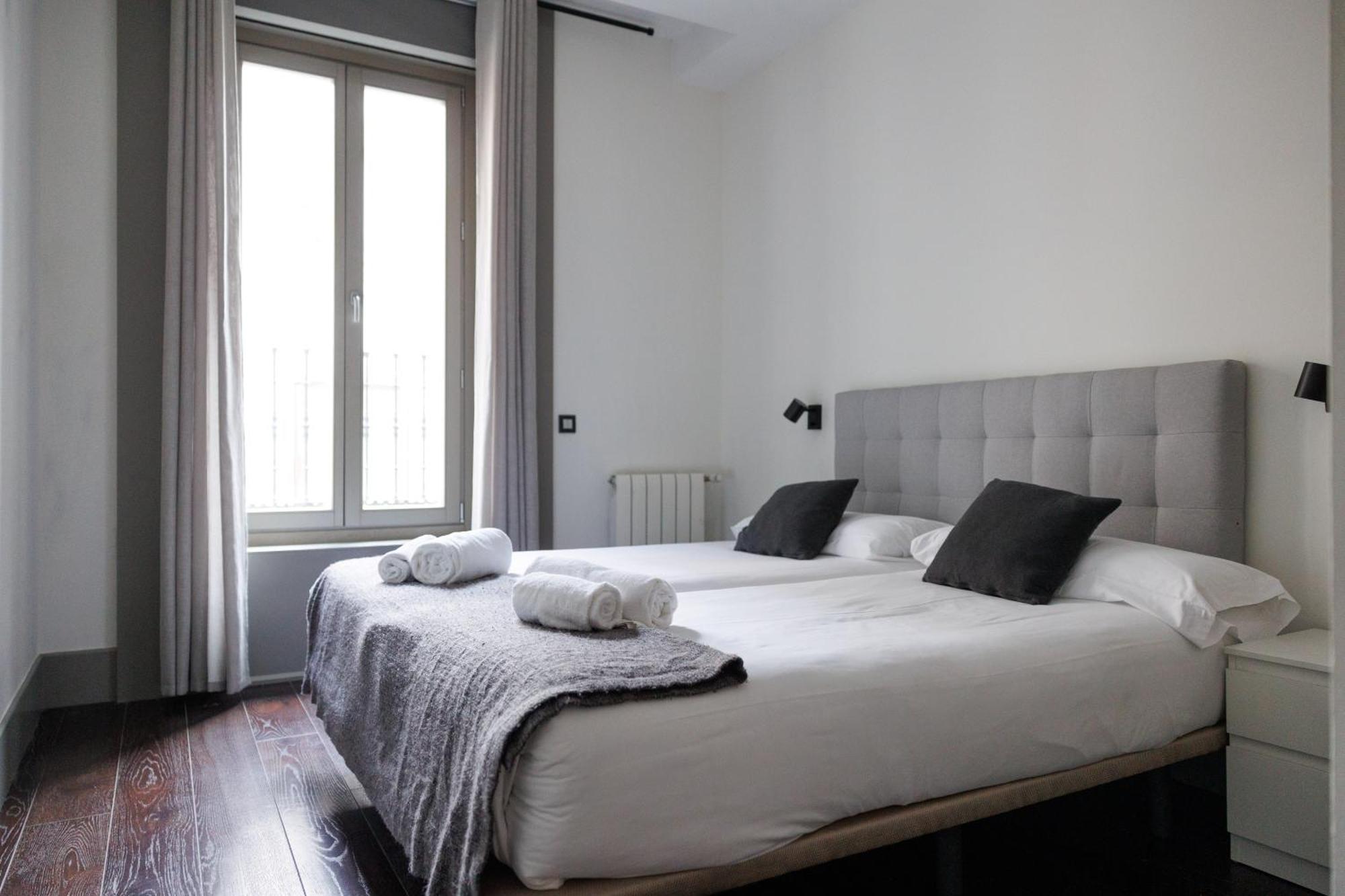 Slow Gran Via Apartment Madrid