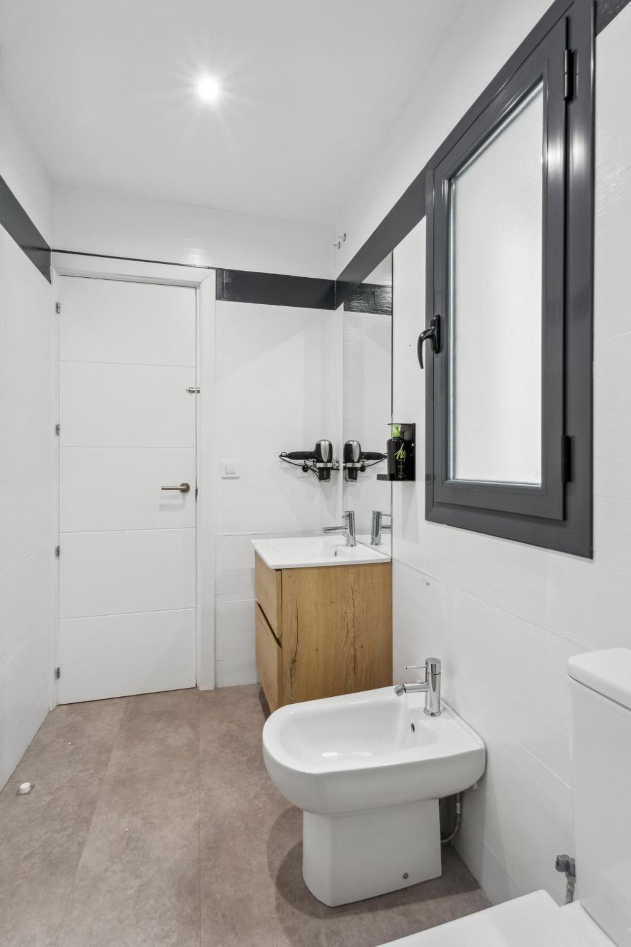 Apartamento Limehome Calle De La Paloma Madri