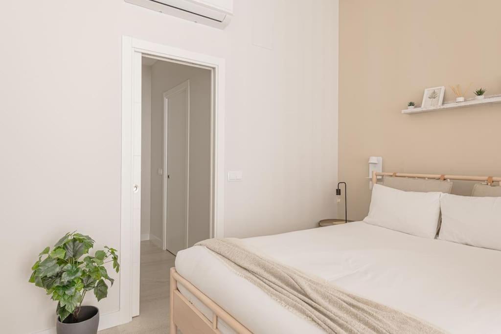 Beautiful In Tetuan For 2 Pax - Bj A