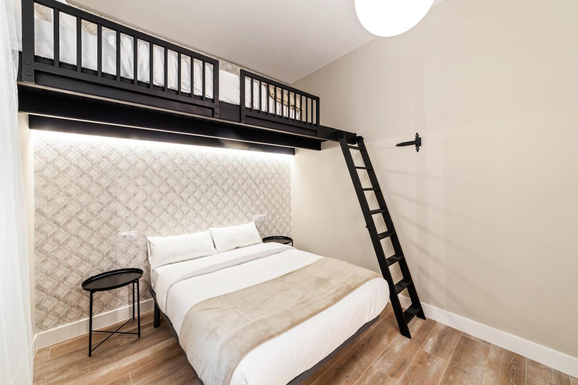 Spacious 3 Bedroom In Centro *
