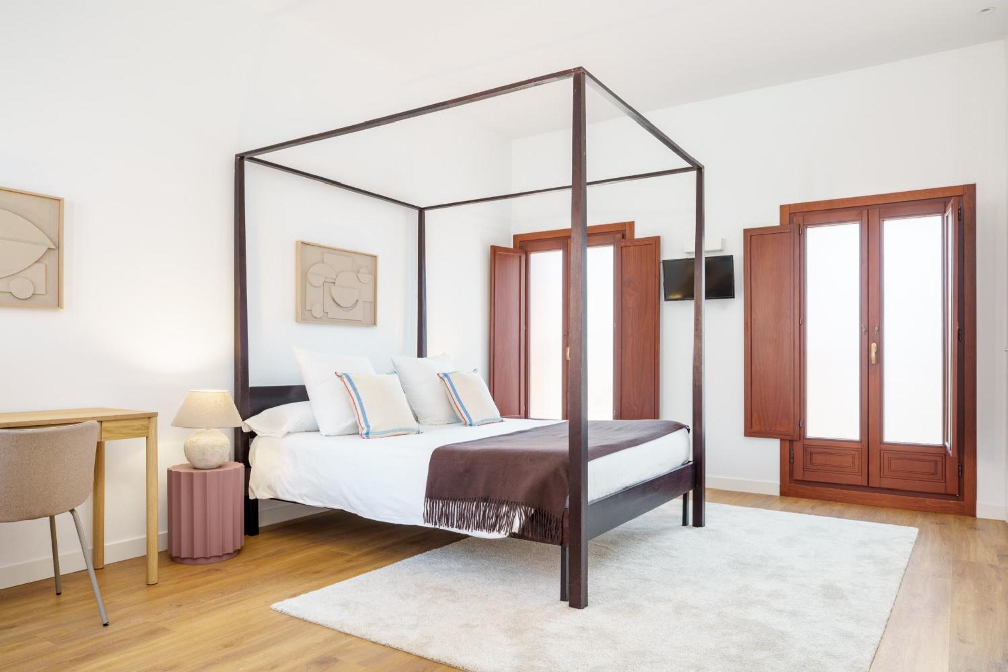 Cibeles Luxe In *