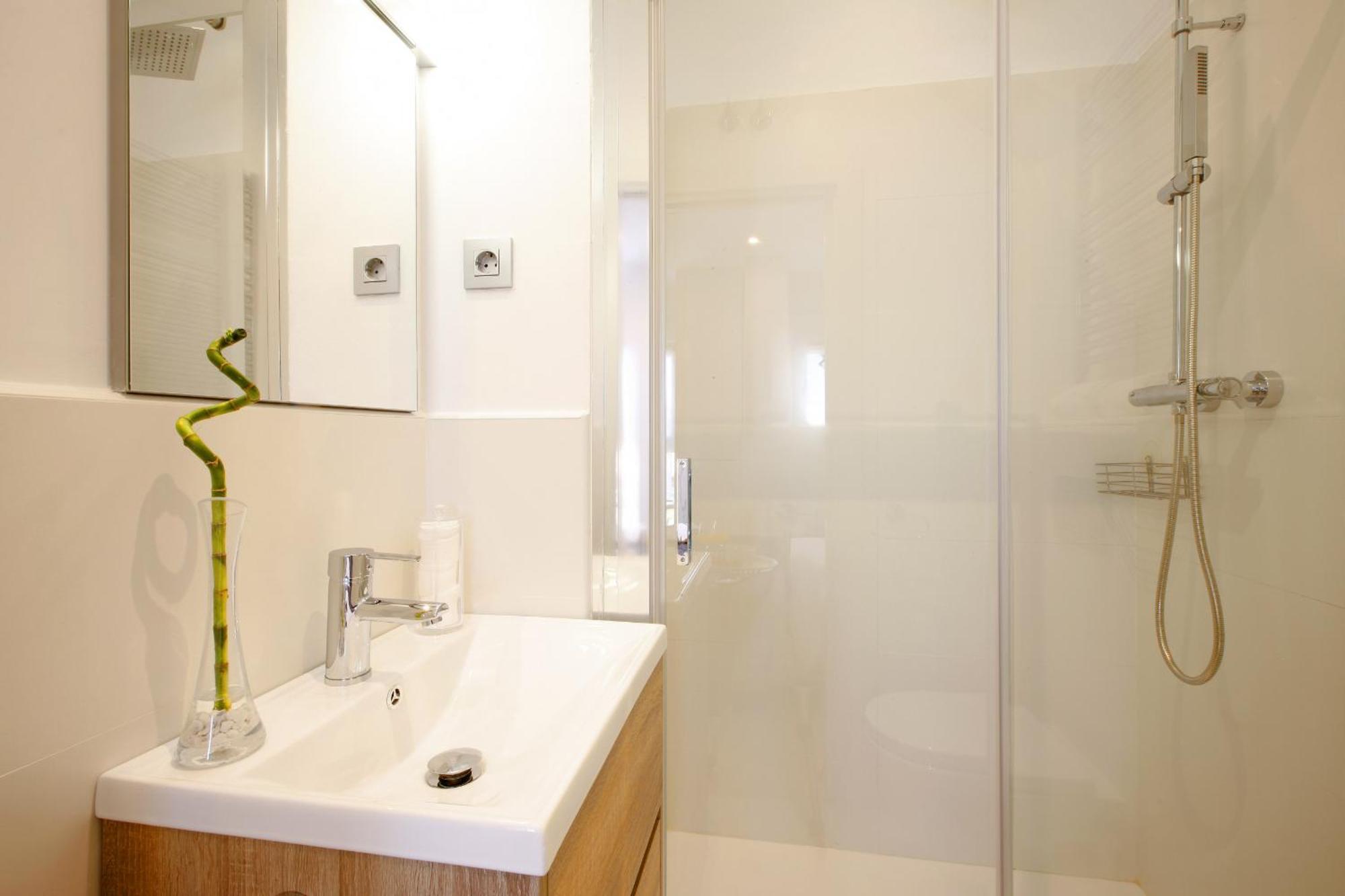 Malasana Design By Madflats Collection Madrid