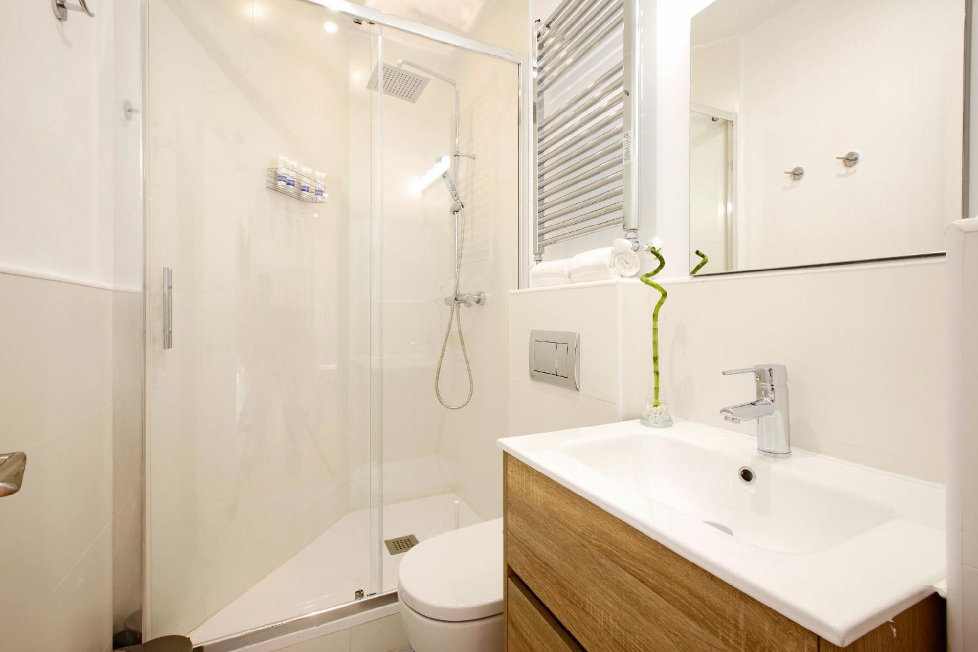 Malasana Design By Madflats Collection * Madrid
