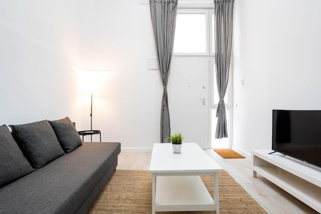 Loft Reformado En Marques De Vadillo Con Patio Privado Appartement